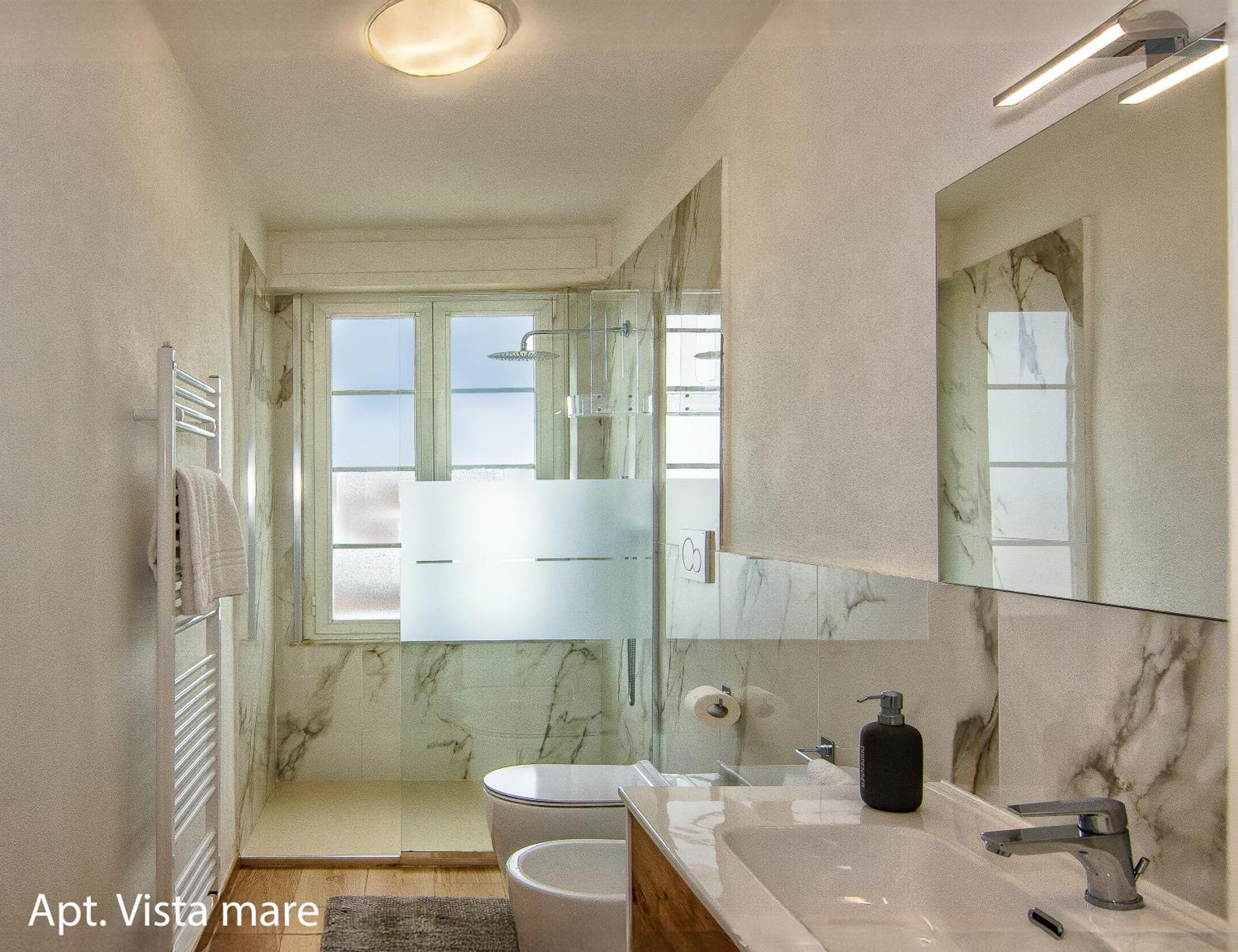 Amamare Apartments 비아레지오 외부 사진